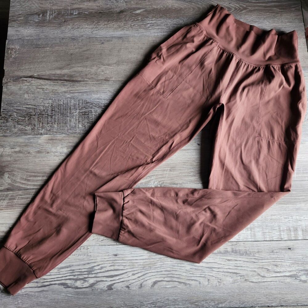 (S-tall) Athleta Salutation jogger
